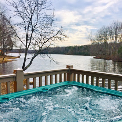 Dogwood Whirlpool Camp Cottage at Wilderness Presidential Resort